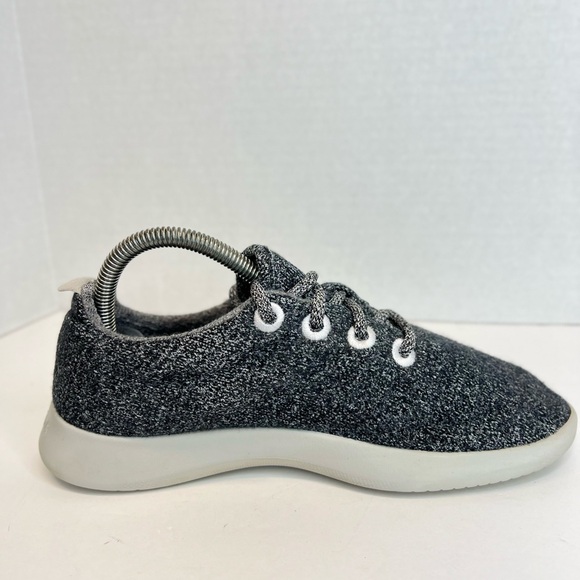 Allbirds Women’s Wool Runners Grey Lace Up Size 8M Merino Wool GUC - Picture 8 of 16
